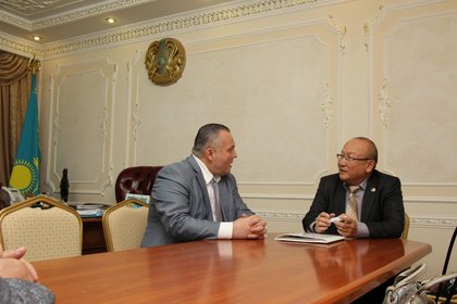 Работно посещение на посланик Васил Петков в Павлодар 